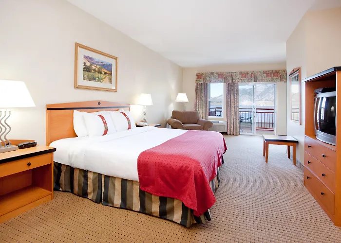 Holiday Inn & Suites Osoyoos By Ihg