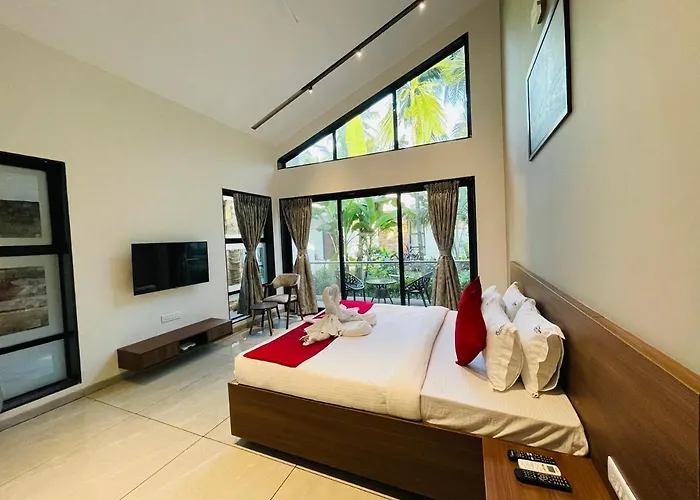 Coco Palms Resort, Diveāgar