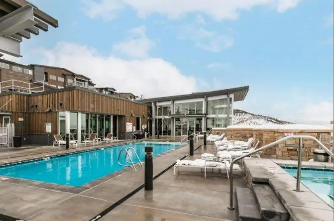 Apex Residence By All Seasons Resort Lodging