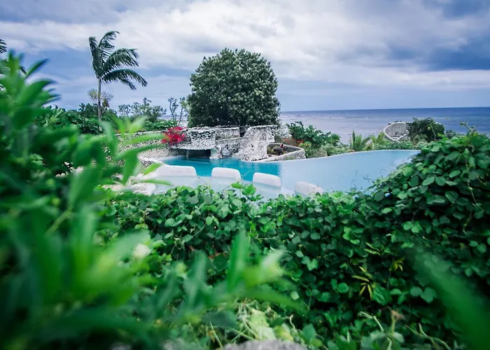 Tanna Evergreen Resort & Tours