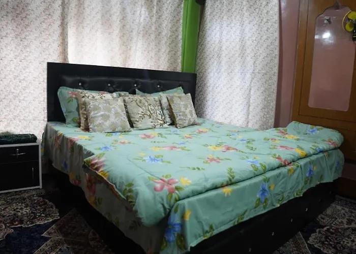 Wani Guest House