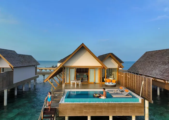 Emerald Faarufushi Resort & Spa