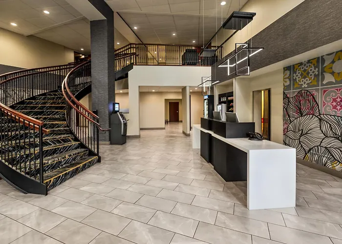 La Quinta Inn & Suites By Wyndham Lake George