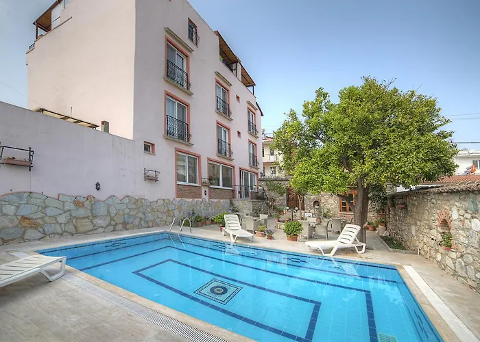 Nazar Hotel