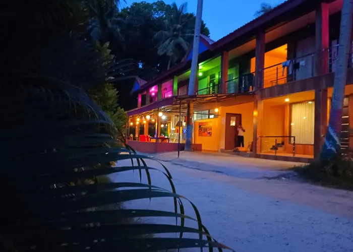 Gold India Beach Resort