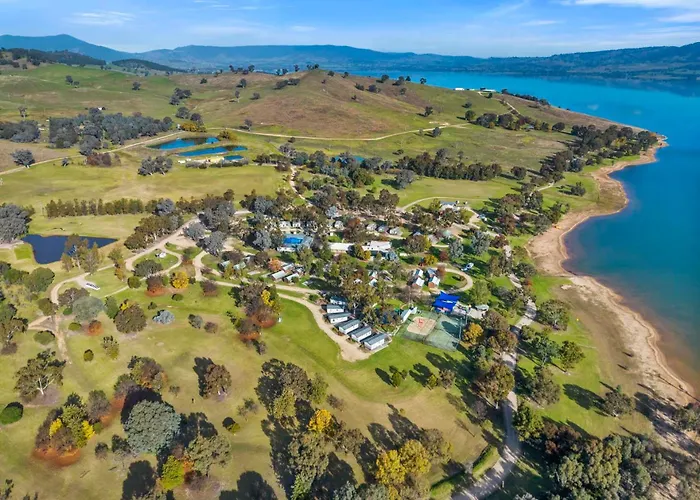 Lake Hume Holiday Park