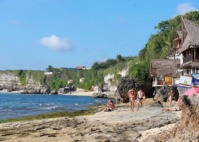Kerang Bingin Beach Villa