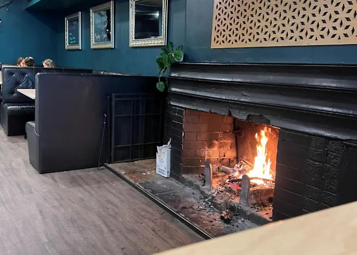 Star Bar Cafe & Hotel