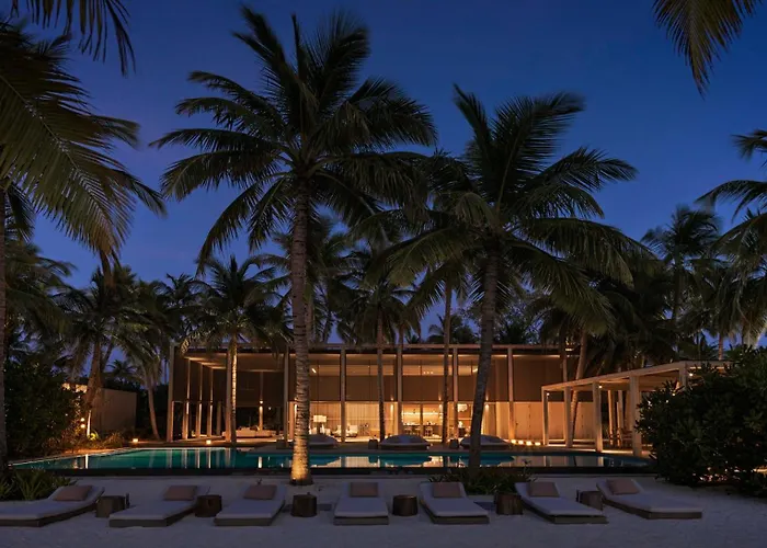 The Ritz-Carlton Maldives, Fari Islands Hotel Gaafaru