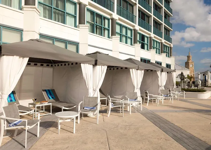 Hilton (Adults Only)