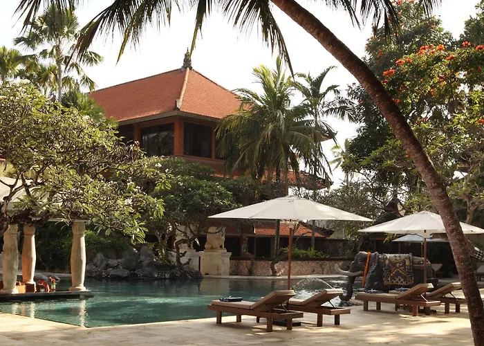 Puri Santrian Beach Resort And Spa Sanur