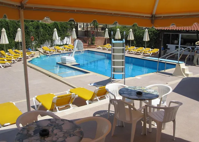 Amazones Villas Apartments