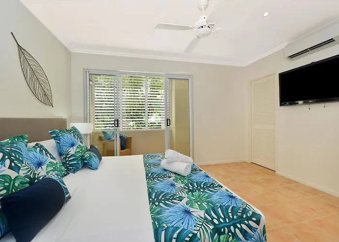 Cayman Villas Port Douglas