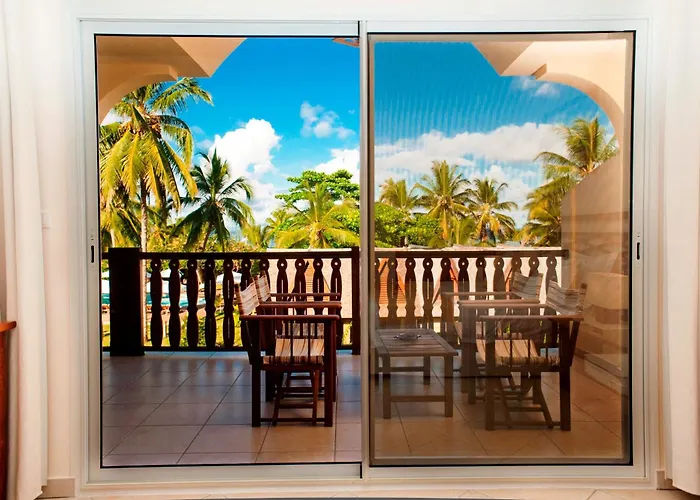 Royal Beach Hotel