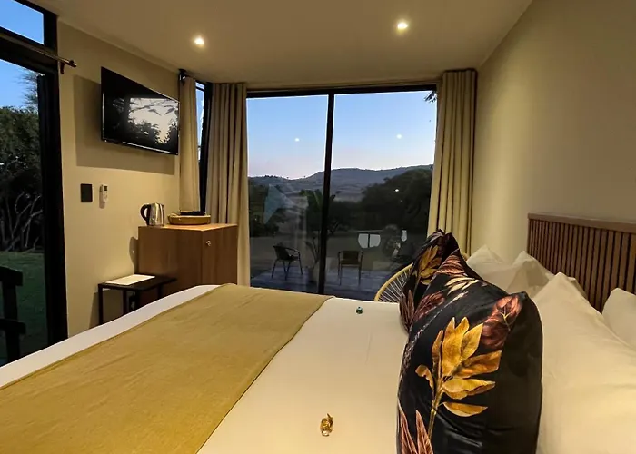 Summerfield Botanical Garden & Exclusive Resort