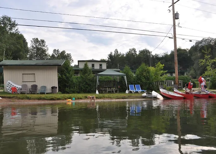 Le Boise Du Lac