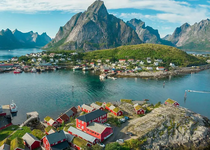 Reine Rorbuer - By Classic Norway Hotels