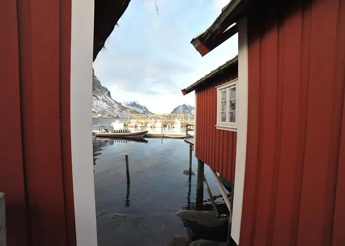 Reine Rorbuer - By Classic Norway Hotels