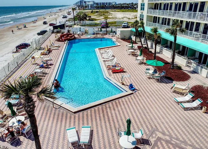 Harbour Beach Resort - Direct Oceanfront, Private Balcony !