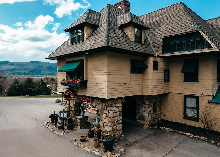 Stonehurst Manor Breakfast & Dinner Included