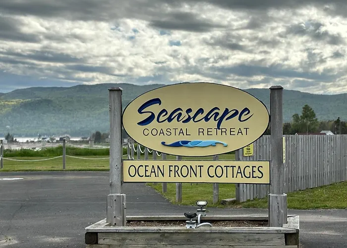 Seascape Coastal Retreat - 2 Adults Only - Hot Tub And Without Hot Tub Oceanfront Property