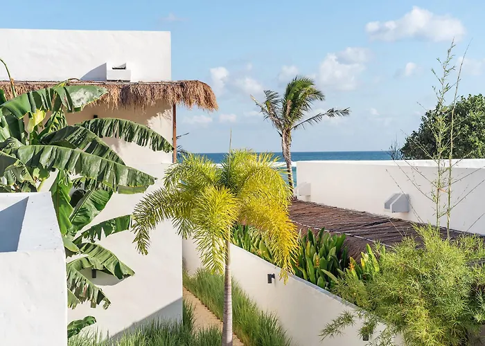 Amber Lombok Beach Resort Selong Belanak