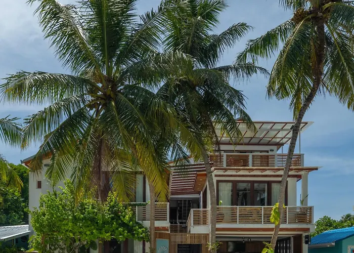 Kinan Retreat