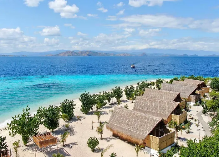 Le Pirate Island - Adults Only Hotel Labuan Bajo