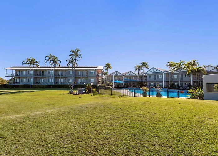 Moonlight Bay Suites