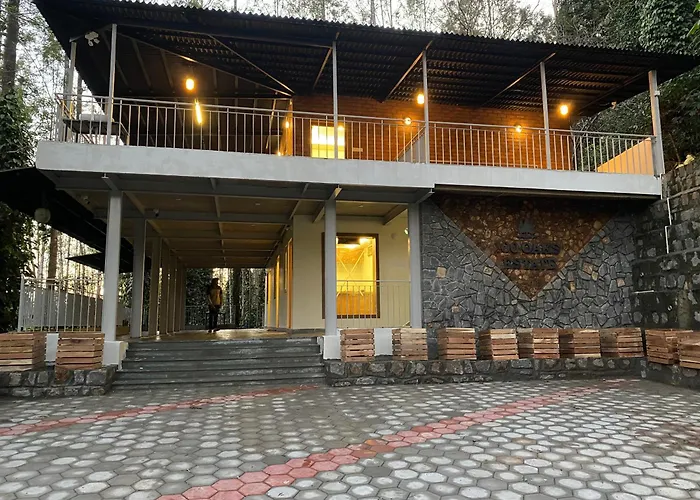 100 Oaks Estate