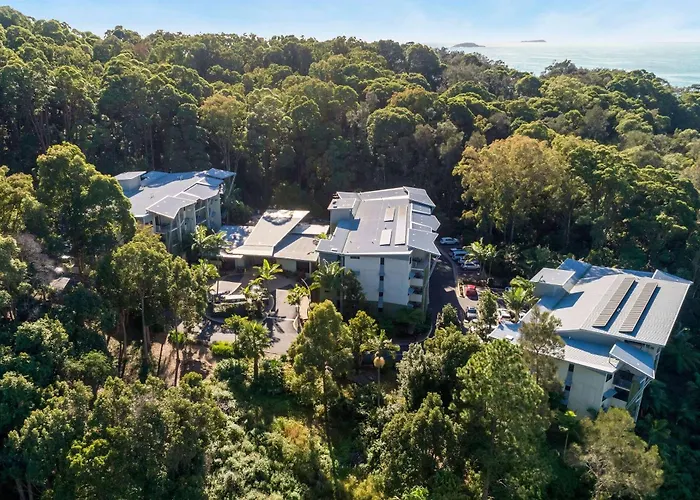 Club Wyndham , Trademark Collection By Wyndham