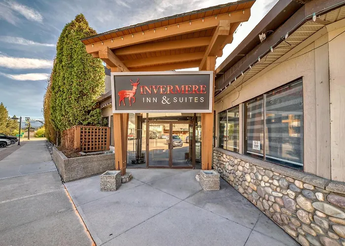 Invermere Inn & Suites