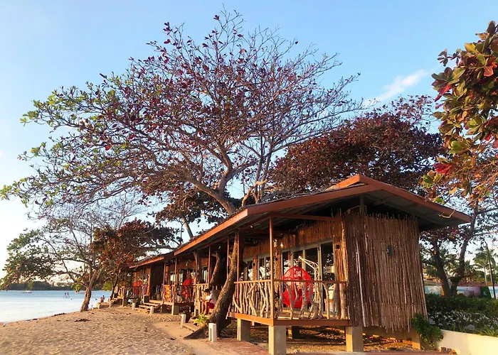 Crusoe Cabins Casobe
