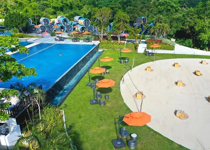 Cocoons Club Laiya