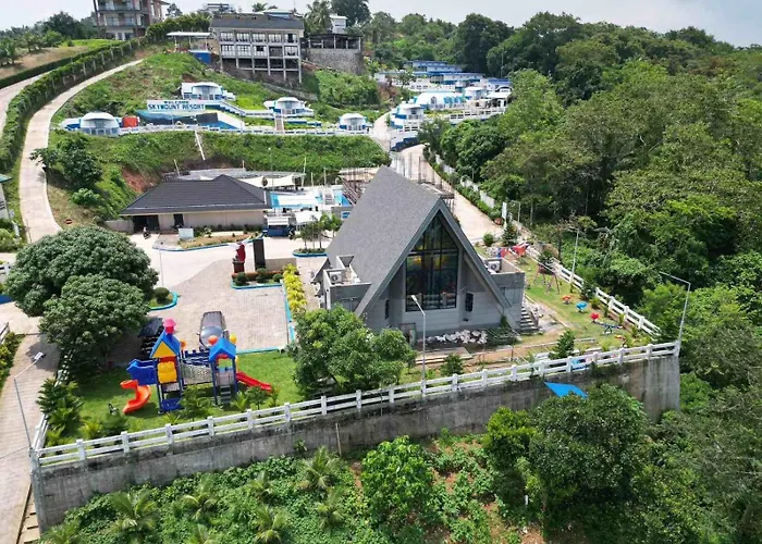 Skymount Resort