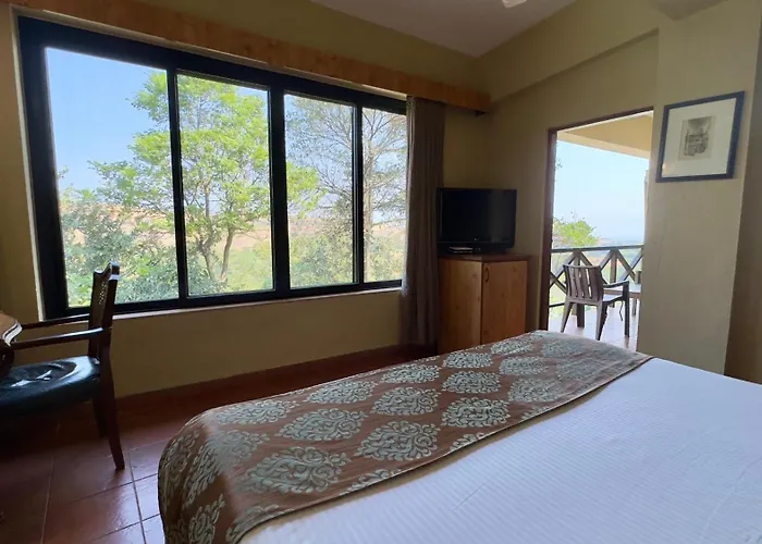 Upper Deck Resort - Highest Peak, Lonavala