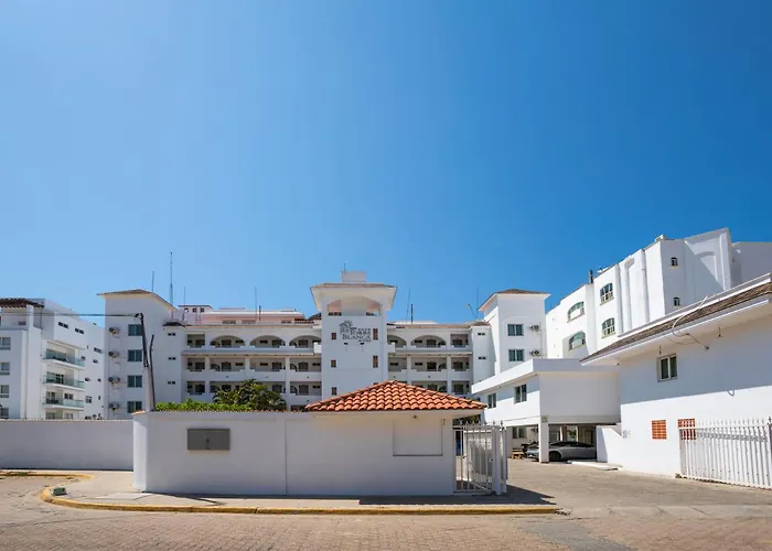 Torreblanca Beach Hotel And Suites Guayabitos - Desayuno Y Comida Incluido
