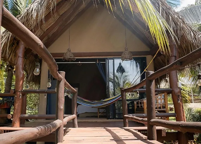 Jovita y Pancho Resort Saladita