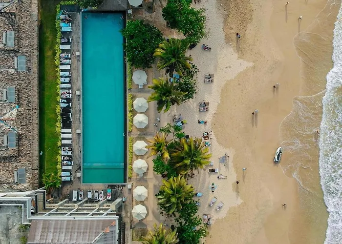 Paradise Beach Club