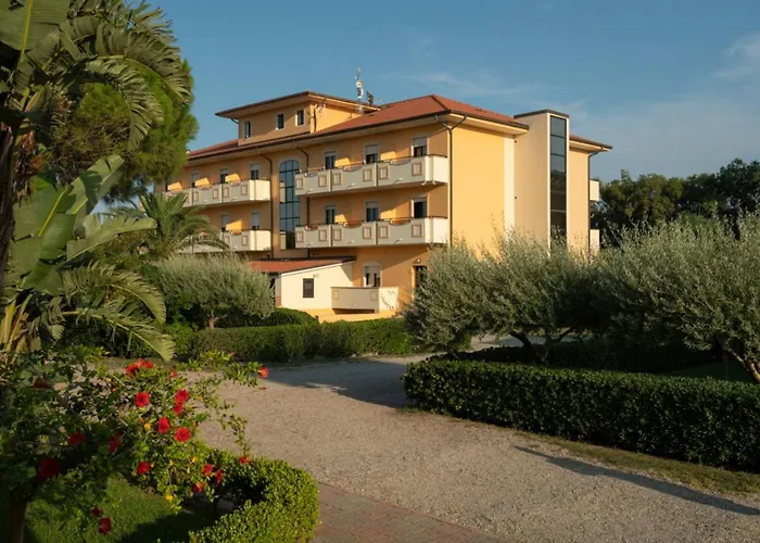 Madama Club Village Steccato di Cutro