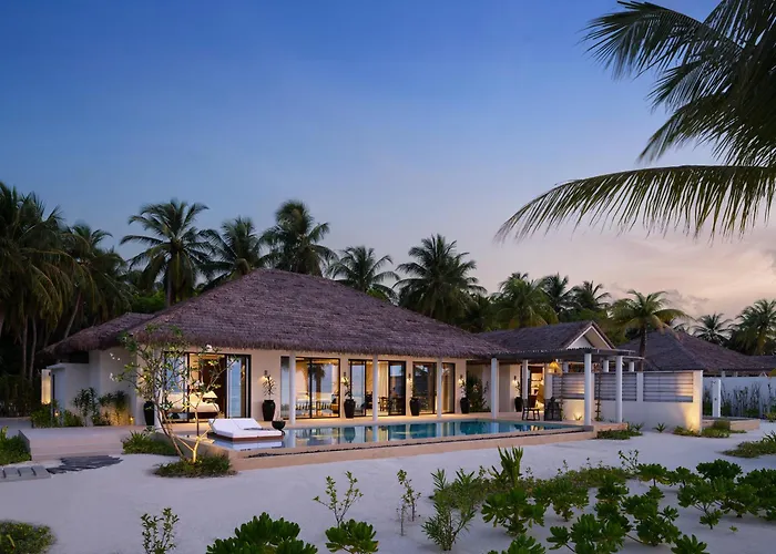 Villa Haven Resort Maldives - 50 Percentage Off Seaplane For 4 Nights And Above Maamigili