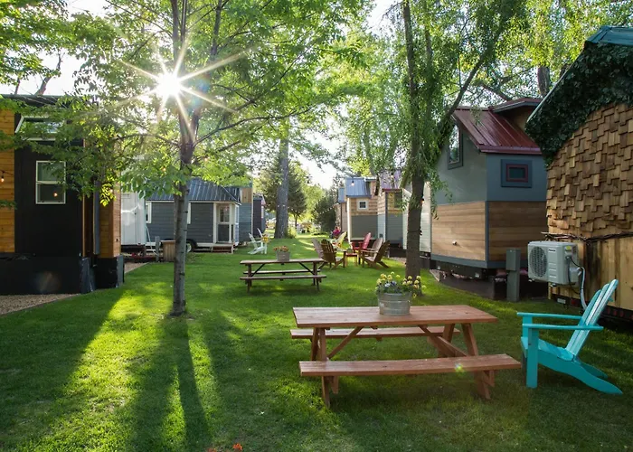 Weecasa Tiny Home Resort Lyons