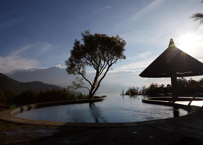 Jambuluwuk Convention Hall & Resort Batu