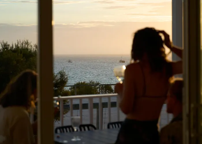 Tasman Holiday Parks - Denham Seaside