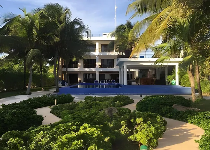 13Bdr Villa Bellamar - Private Chef - Beachfront - Weddings-Business Retreats-Golf-Family