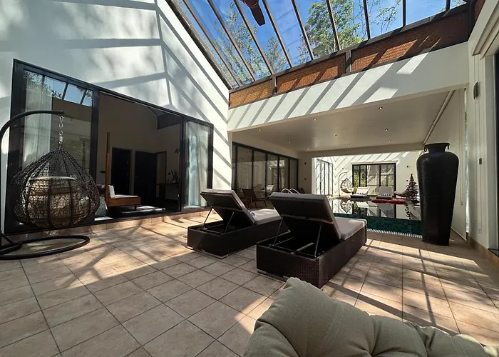 The Ibnii - Eco Luxury Resort
