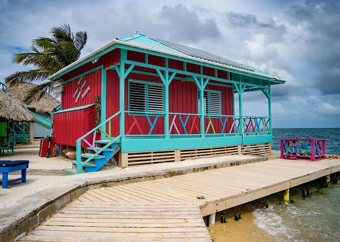 King Lewey'S Island Resort Placencia