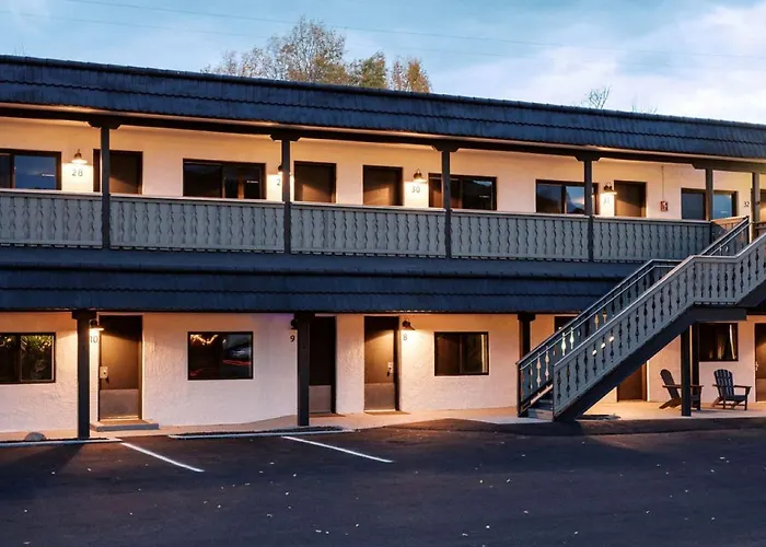 Western Lodge