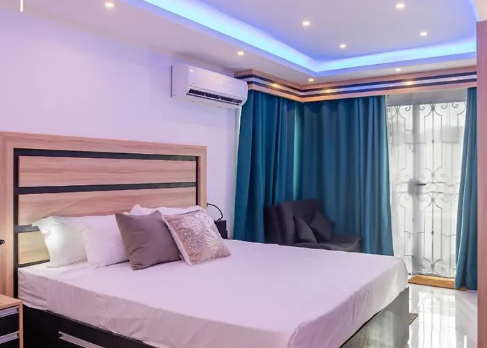 Dream Palace Villa