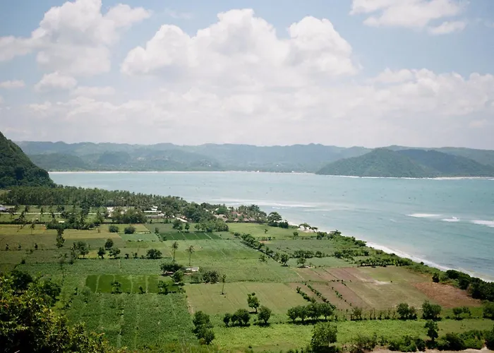 Boni Beach Lombok Boutique Hotel & Villas